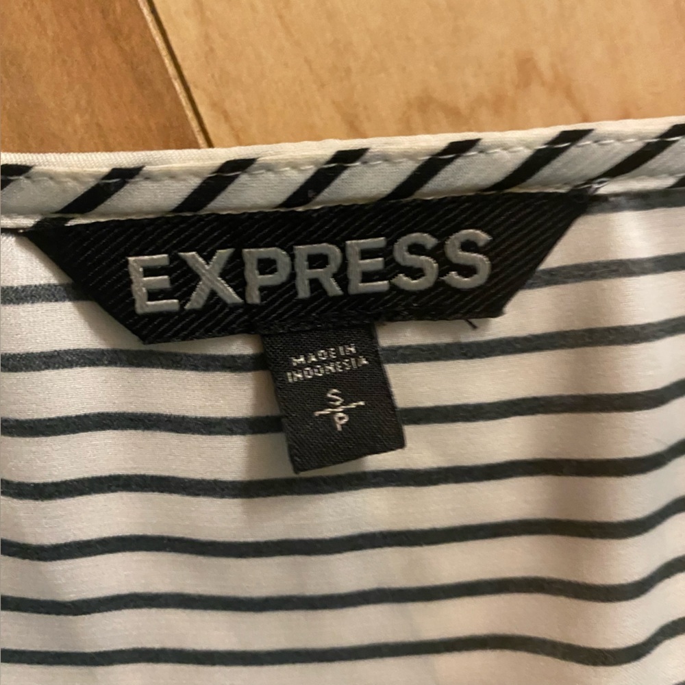 SALE!!! Express striped blouse—S - Picture 2 of 6